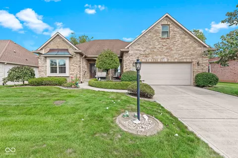 16318 Quartz Dr, Noblesville, IN 46060