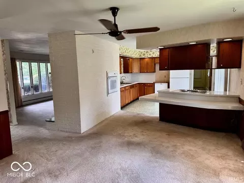 805 E Cooper Rd, Muncie, IN 47303 photo 12