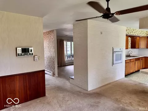 805 E Cooper Rd, Muncie, IN 47303 photo 13