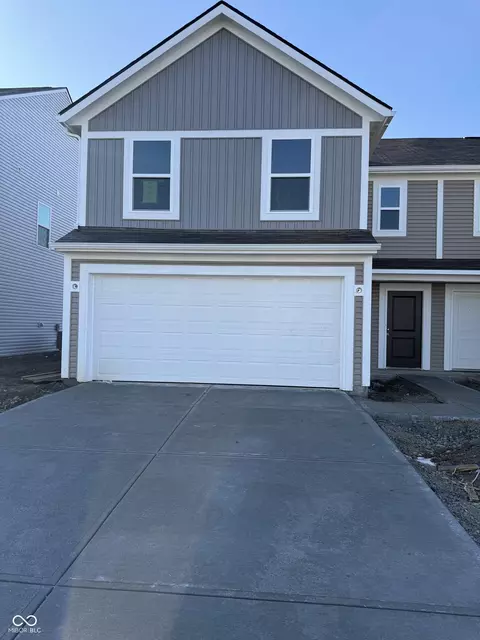 10829 Penwell Way, Indianapolis, IN 46235