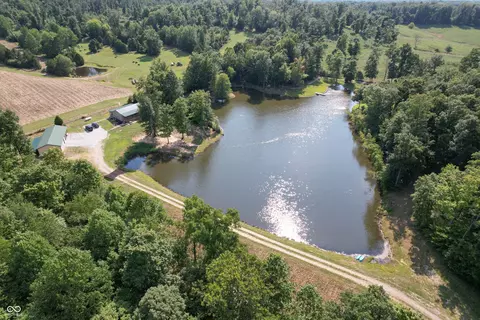 2371 E County Road 25 N, Brownstown, IN 47220
