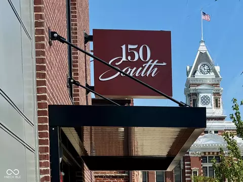 150 S Main St #304, Franklin, IN 46131