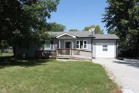 166 Allen Dr, Mooresville, IN 46158