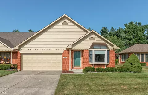 2784 Colony Lake W Dr, Plainfield, IN 46168