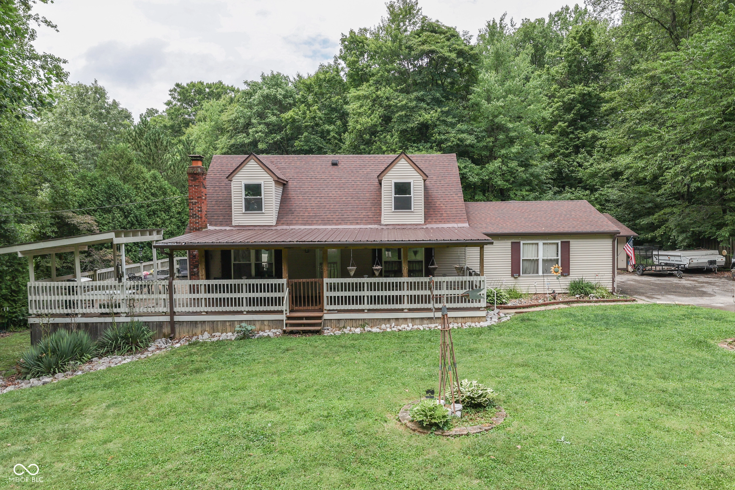 48 W 86 W Bunker Hill Rd W  