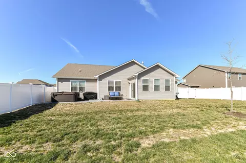 7825 Rolling Green Dr, Plainfield, IN 46168 photo 30