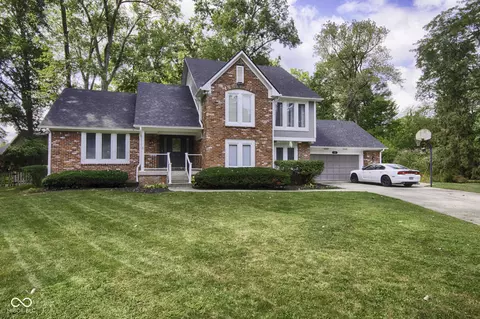 9002 Seabreeze Ct, Indianapolis, IN 46256