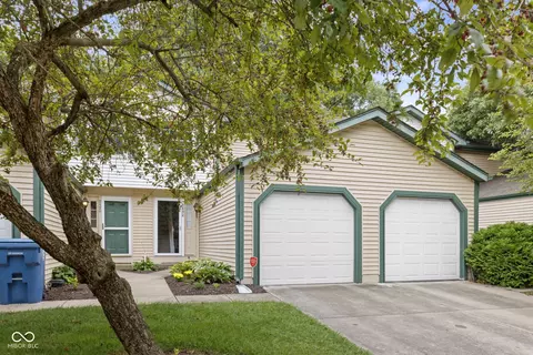 9492 Timber View Dr, Indianapolis, IN 46250
