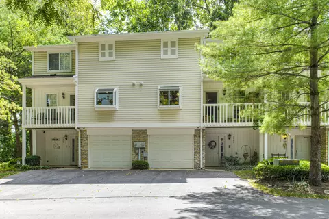 1113 Island Woods Dr, Indianapolis, IN 46220