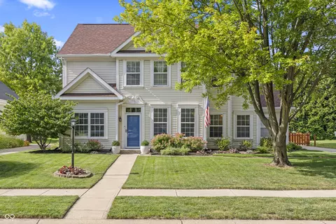 12774 Pavestone Ct, Fishers, IN 46037
