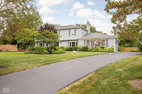 7819 Camelback Dr, Indianapolis, IN 46250
