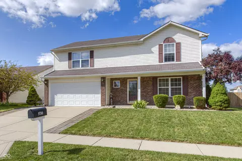 9798 Gibbon Ln, Avon, IN 46123
