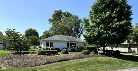 3007 27th St, Columbus, IN 47203