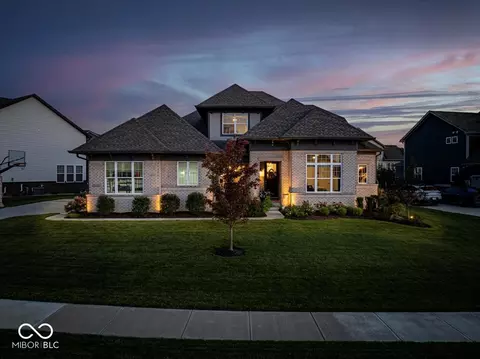 16361 Kenora Ln N, Fortville, IN 46040