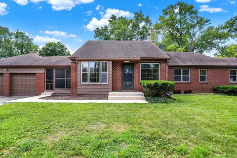 6070 Hillside Avenue West Dr, Indianapolis, IN 46220