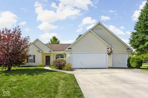6553 Spring Flower Dr, Indianapolis, IN 46237