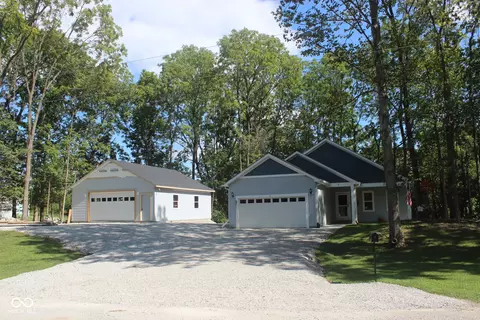 70 Victory Hl, Coatesville, IN 46121