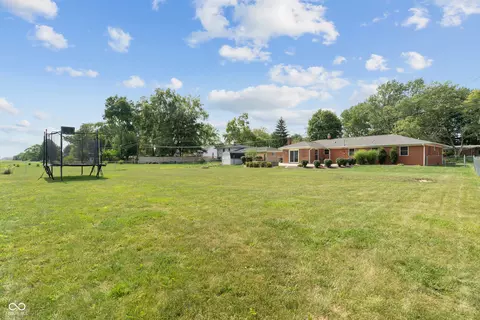 Exterior - 99 Bennett Rd, Carmel, IN 46032 photo 7 of 9
