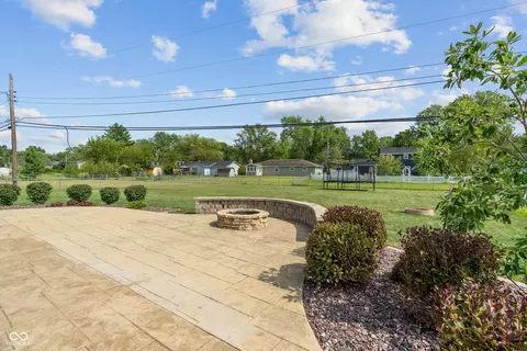 Exterior - 99 Bennett Rd, Carmel, IN 46032 photo 5 of 9