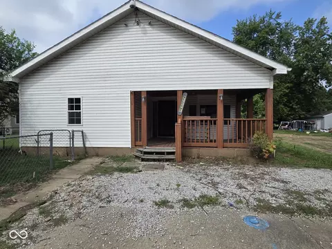 2926 N 15th 12 St, Terre Haute, IN 47804