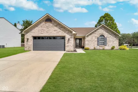 19120 Timothy Ln, Noblesville, IN 46060