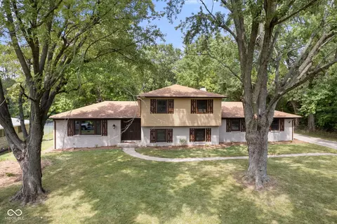 3410 Gravelie Dr, Indianapolis, IN 46227