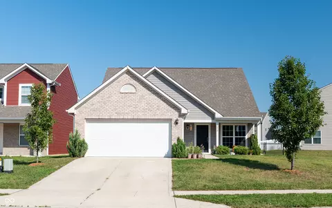 7410 Derek Dr, Camby, IN 46113