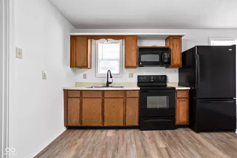 3272 Clover Dr, Plainfield, IN 46168 photo 9