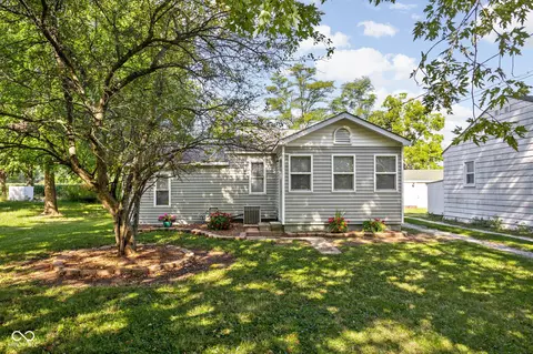 3272 Clover Dr, Plainfield, IN 46168