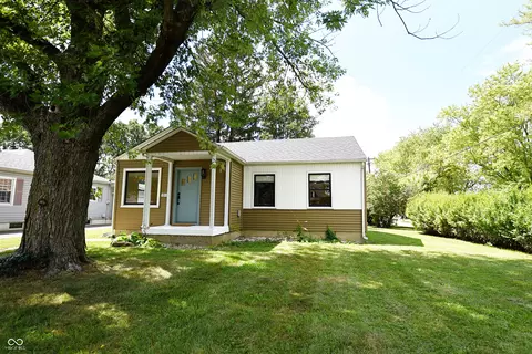 591 N 17th St, Noblesville, IN 46060