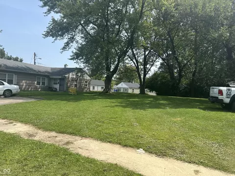 2237 Admiral Dr, Indianapolis, IN 46219