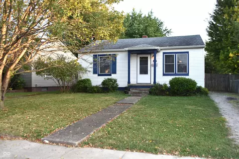717 Fletcher Ln, Beech Grove, IN 46107