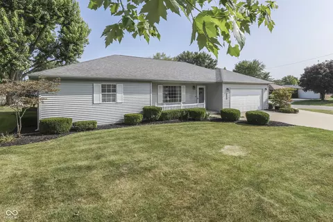 3521 Hampton Ct, New Castle, IN 47362 photo 3