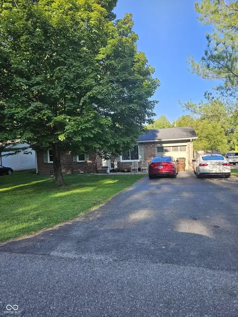443 S Gum St, North Vernon, IN 47265