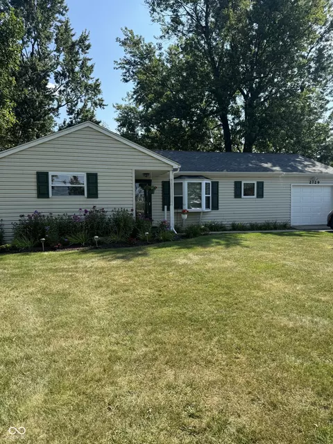 2729 E Wabash St, Frankfort, IN 46041