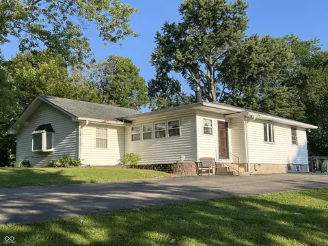7884 E Fox Hill Dr, Camby, IN 46113