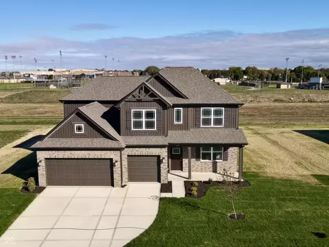 7800 Grande Oaks Dr, Plainfield, IN 46168