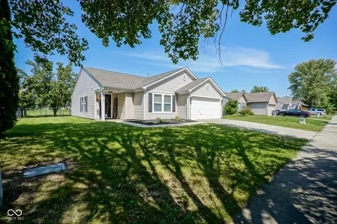 19145 Calico Aster Dr, Noblesville, IN 46062