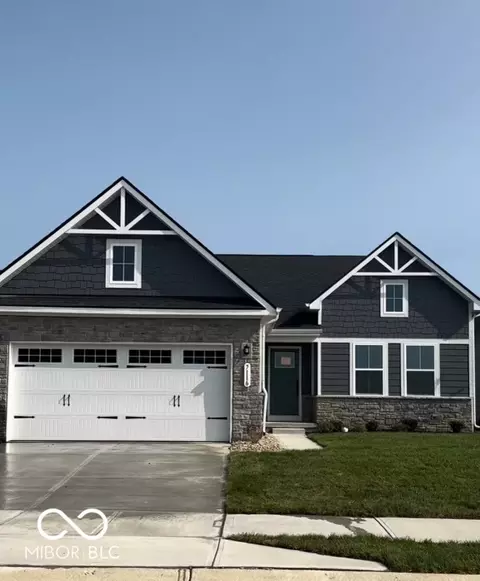 7116 Higgins Crk Ln, Whitestown, IN 46075