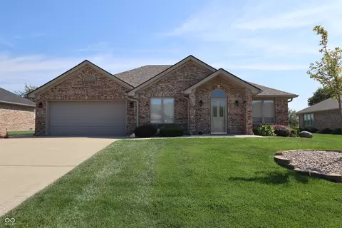 1117 Constitution Dr, Edinburgh, IN 46124
