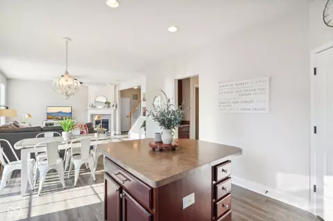 Kitchen - 12858 Thames Dr, Fishers, IN 46037 photo 4 of 5