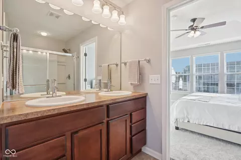 Bath - 12858 Thames Dr, Fishers, IN 46037 photo 7 of 7