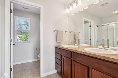 Entry Way - 12858 Thames Dr, Fishers, IN 46037 photo 6 of 6
