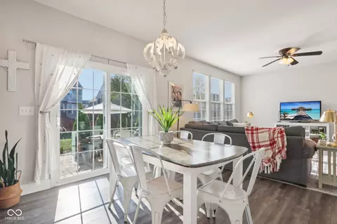 Dining - 12858 Thames Dr, Fishers, IN 46037 photo 2 of 3