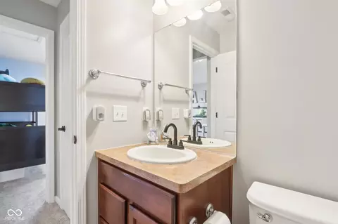 Bath - 12858 Thames Dr, Fishers, IN 46037 photo 3 of 7