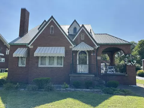208 S Armstrong St, Crothersville, IN 47229