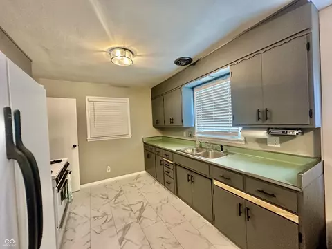 918 Orchard Dr, Covington, IN 47932 photo 19