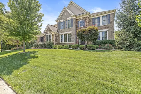 11875 Edgefield Dr, Fishers, IN 46037