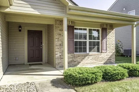 6267 Enclave Blvd, Greenwood, IN 46143