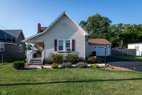 2410 S H St, Elwood, IN 46036